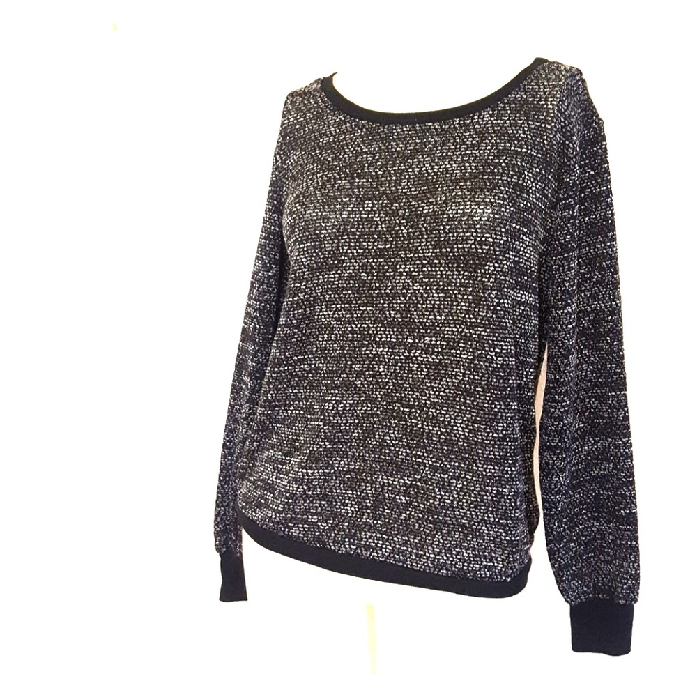 Size M Heart and Hips black and white sweater